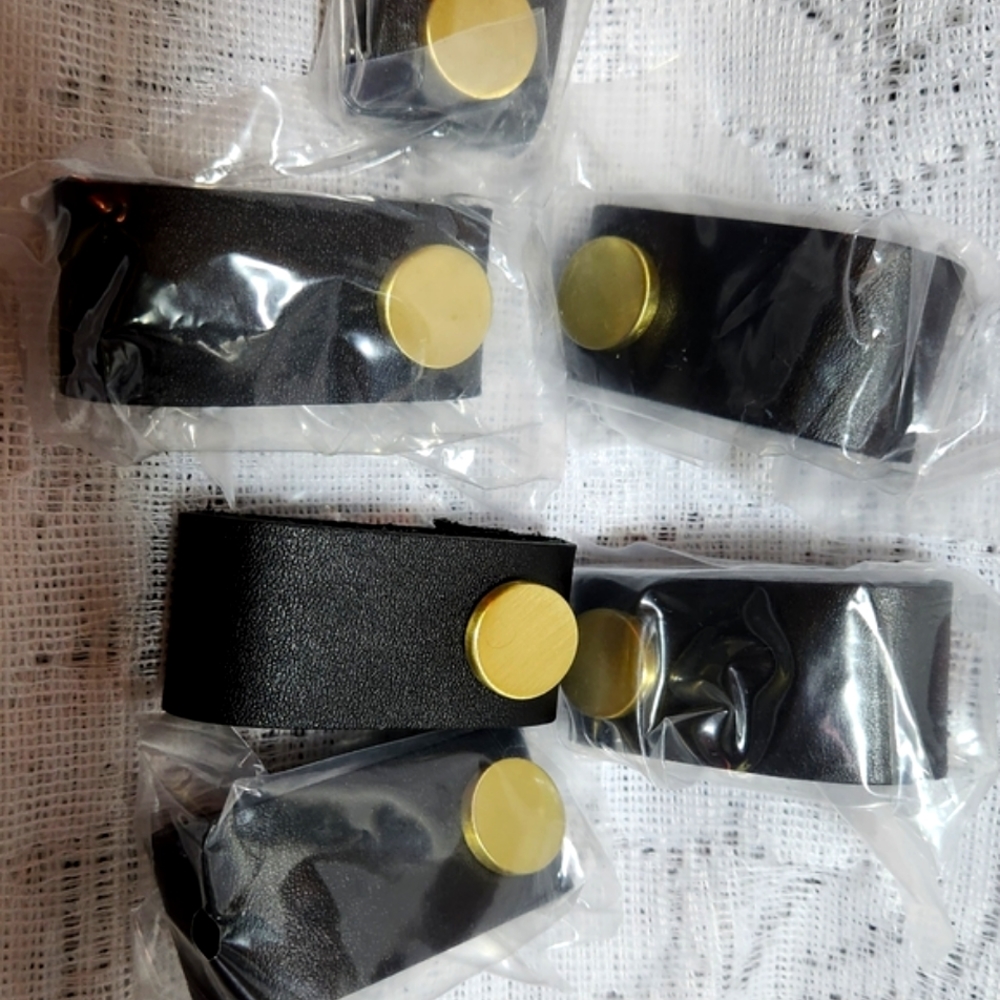 Leather Pulls/ Knobs
